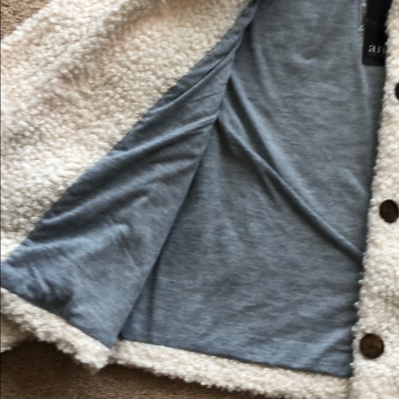 Cosy jacket - Picture 3 of 4